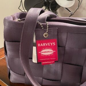 Purple Harvey’s seatbelt bag, dimensions in photos.